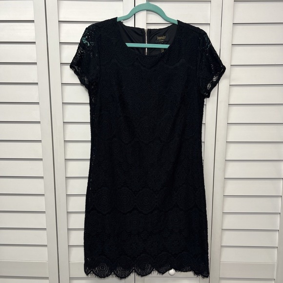 Laundry by Shelli Segal Lace Short Sleeve Scallop Hem Shift Dress Size 8 Black - Picture 3 of 10